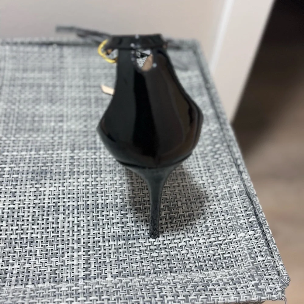 Stuart Weitzman PVC black leather ankle strap heel size 12. - Picture 9 of 14